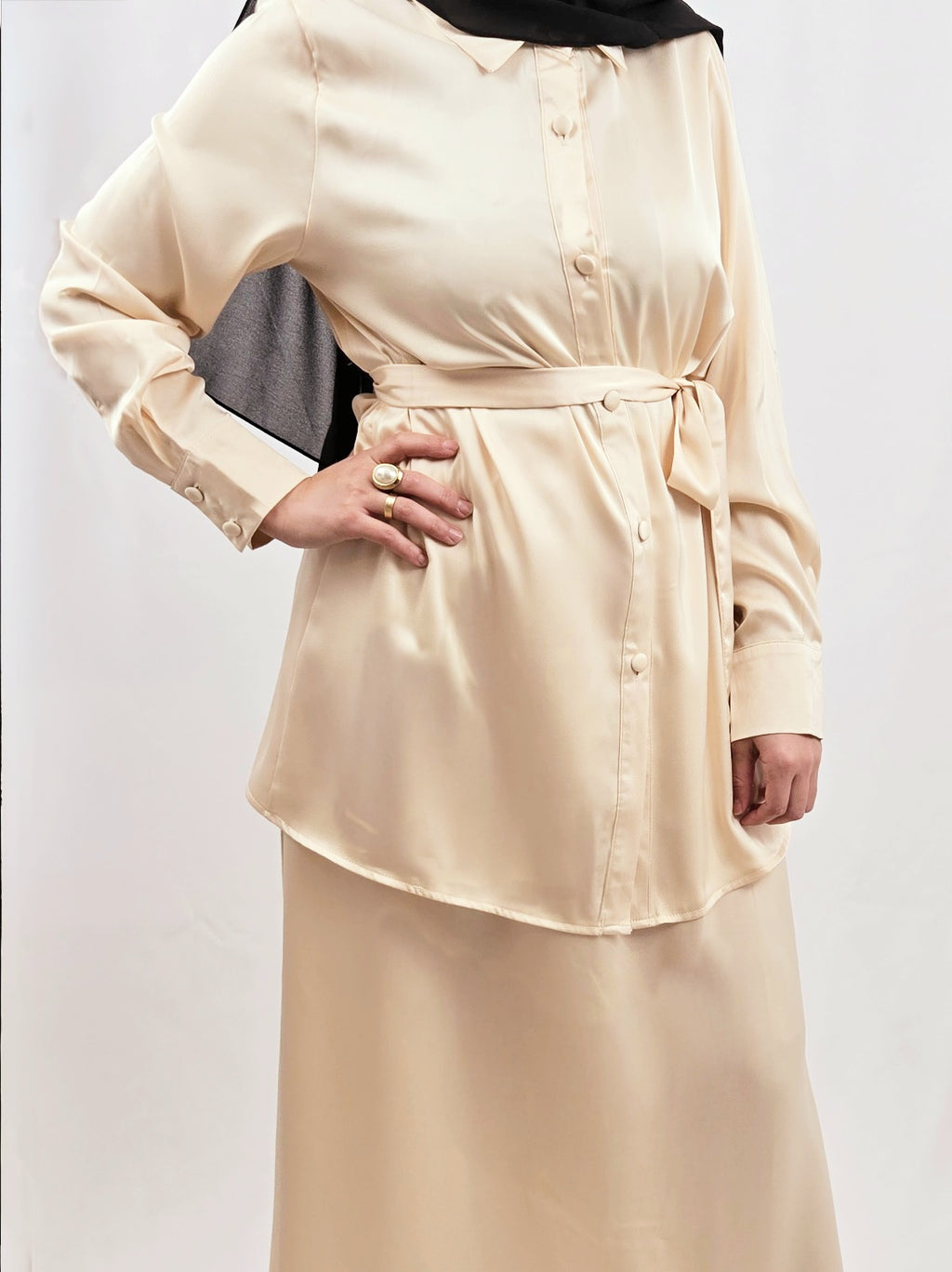 Abaya Joud Satin Beige
