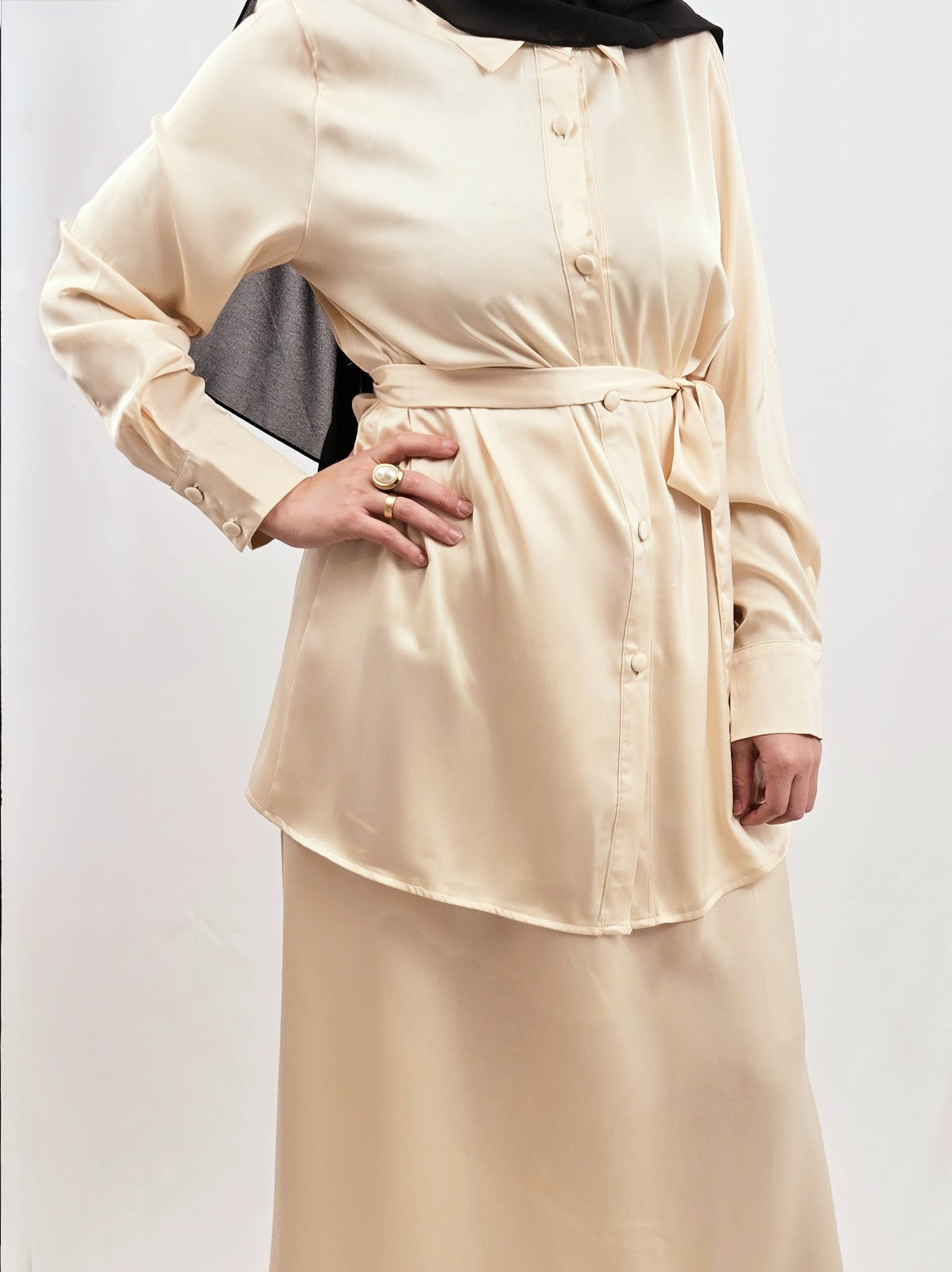 Abaya Joud Satin Beige